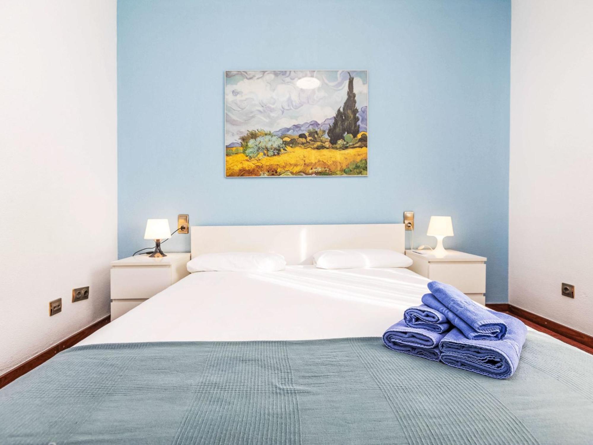 Apartment Sants-Les Corts Galileu By Interhome บาร์เซโลนา ภายนอก รูปภาพ