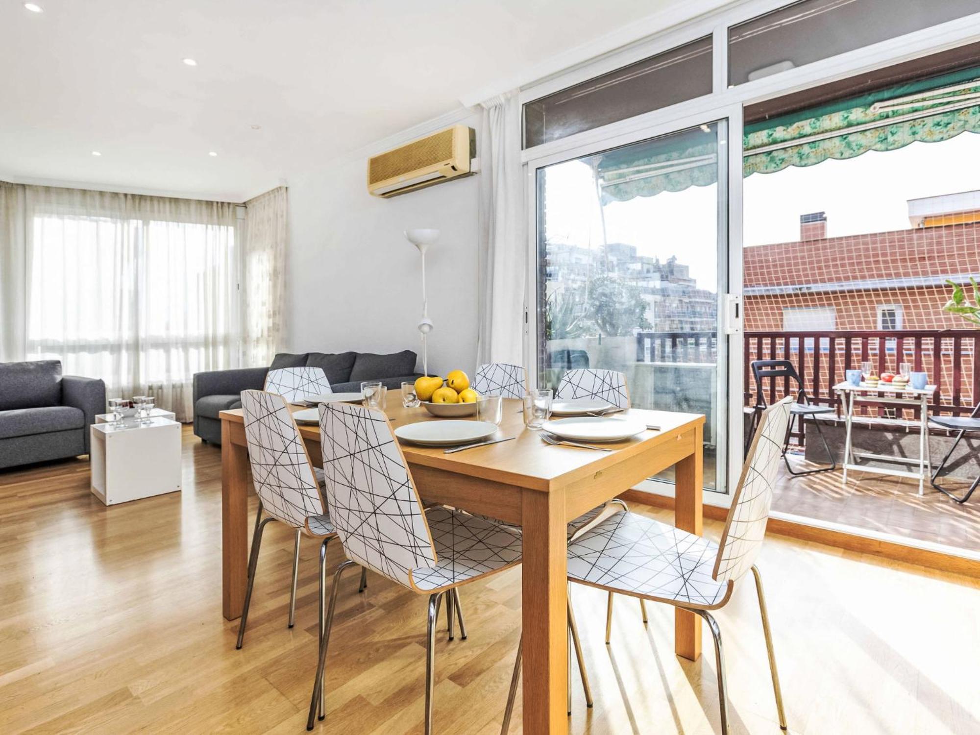 Apartment Sants-Les Corts Galileu By Interhome บาร์เซโลนา ภายนอก รูปภาพ