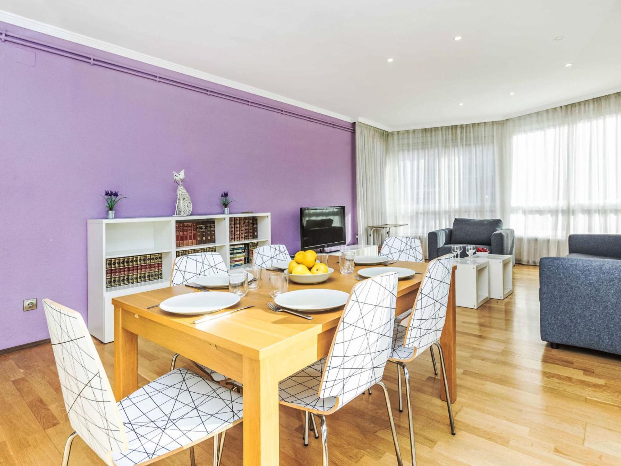 Apartment Sants-Les Corts Galileu By Interhome บาร์เซโลนา ภายนอก รูปภาพ